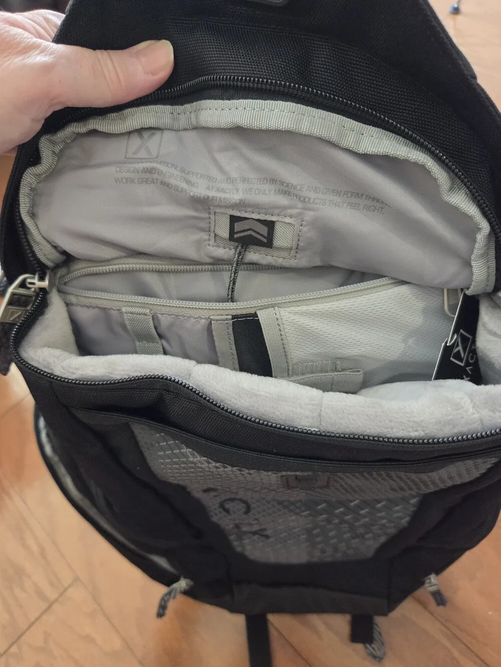NWT Xactly Life Oxygen 35L Tech Travel Backpack - Black Intel Edition